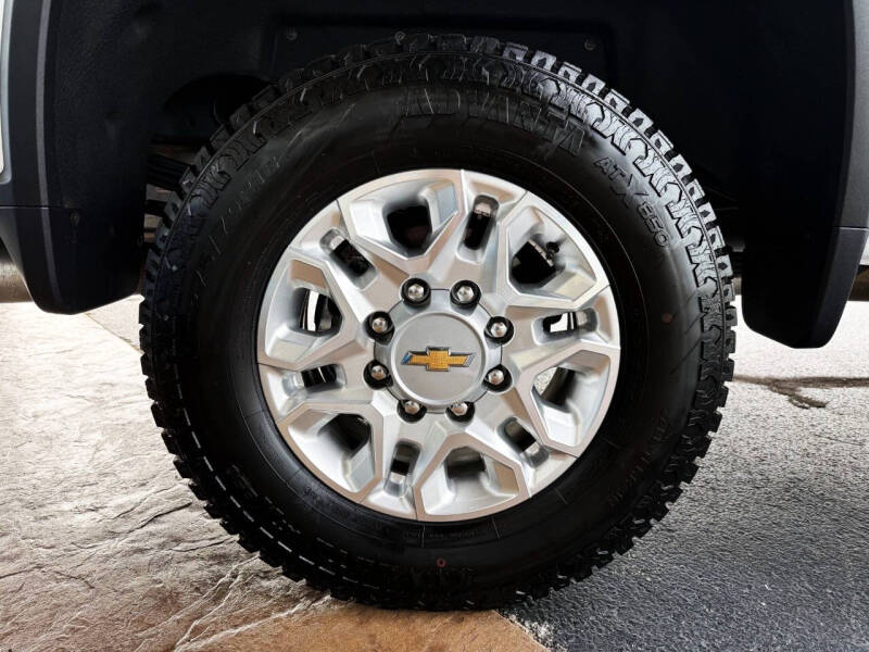chevrolet silverado 2500hd 2025 1GC1KNEY3SF301954 image chevrolet silverado 2500hd 2025 1GC1KNEY3SF301954 image